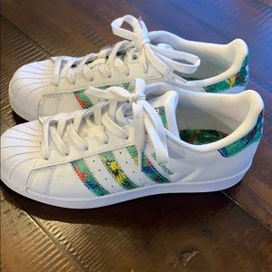 Adidas Superstar tropical print
